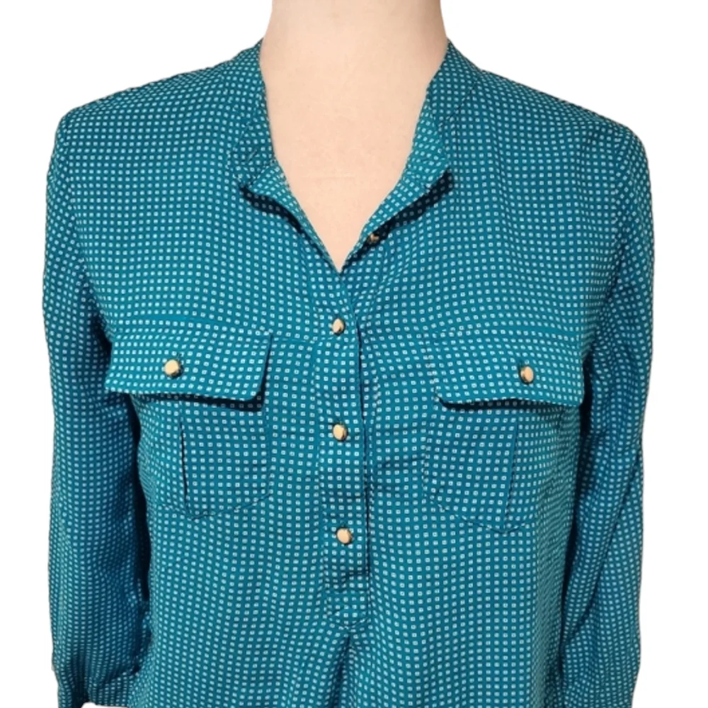 Stylus Blouse Women Size Small Blue White Polka Dot Pearl Button Long Sleeve Top - Picture 2 of 9